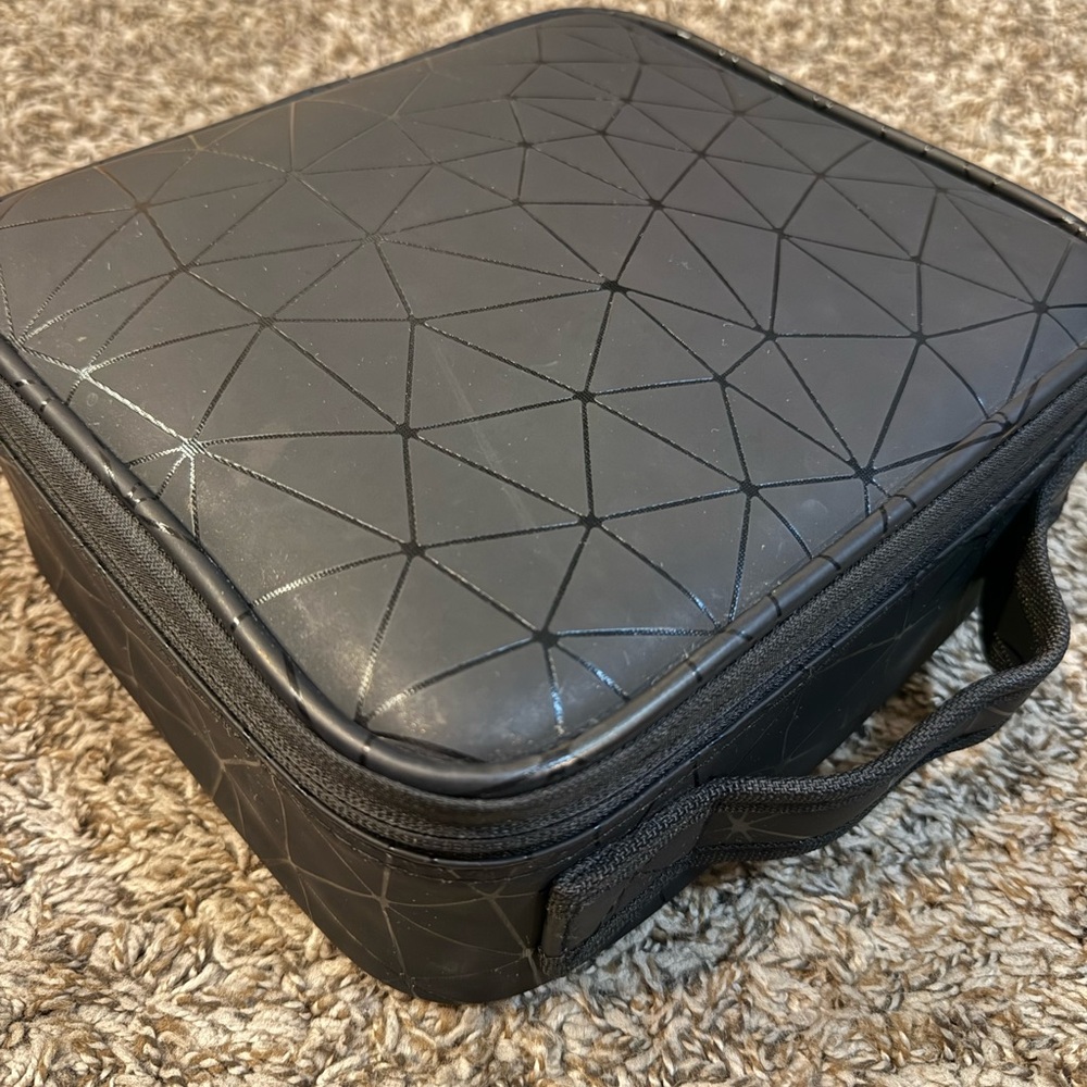 Black Travel Makeup Organizer | Like New